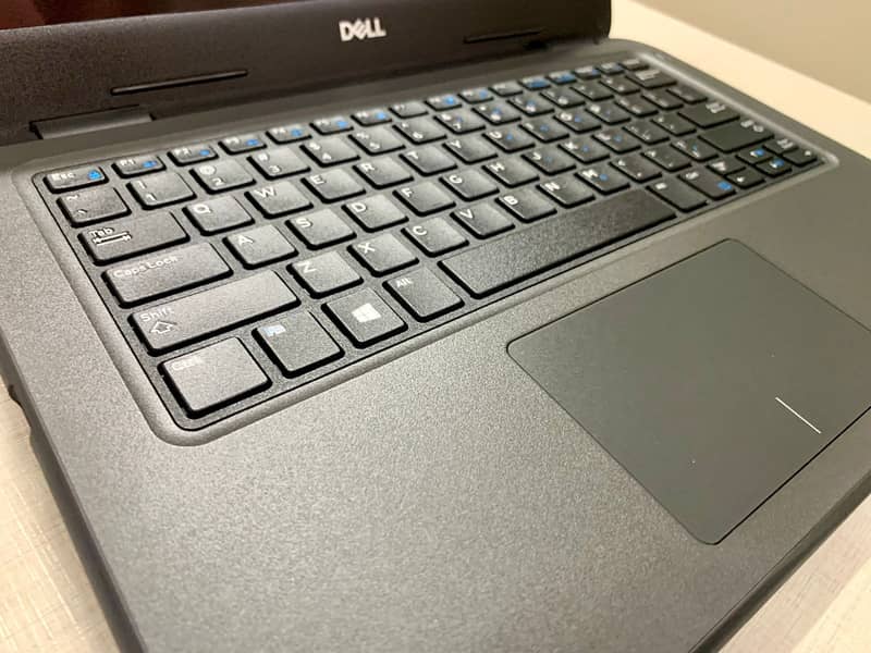 Dell 3310 Latitude Touchscreen I5 8th Generation 8GB RAM 256 GB SSD 2