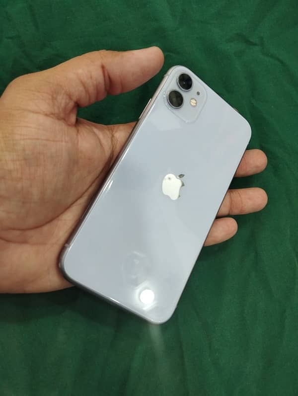 iPhone 11 5