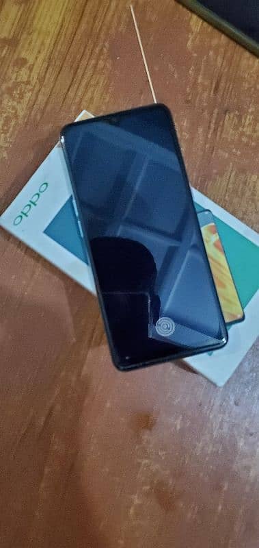 Oppo f15 8gb ram 256 GB memory 3