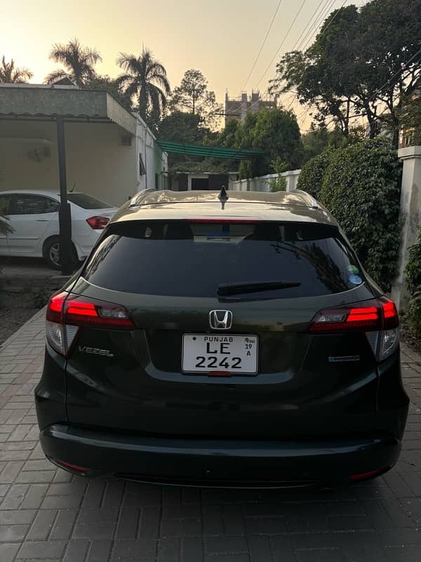 Honda Vezel Z-package 14/19 4