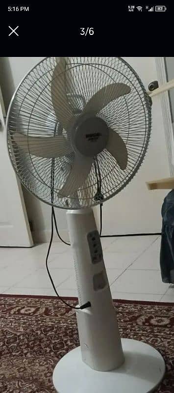 SOCO AC DC FAN 1