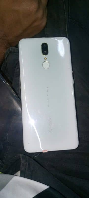 oppo f11 0