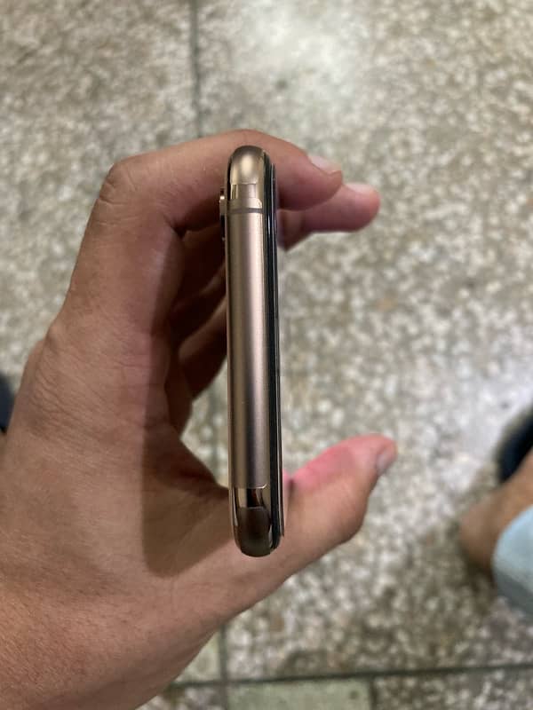 Iphone XS 256 GB PTA Approved 1