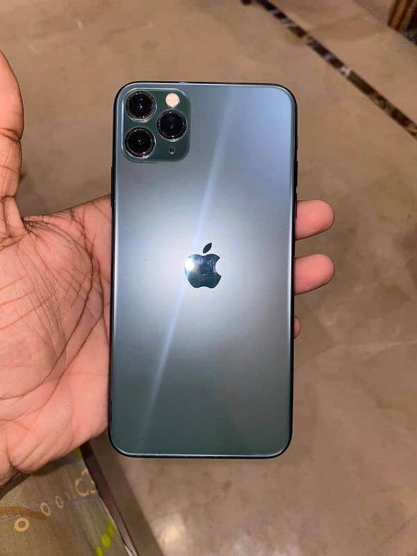 iphone 11 pro max 256gb JV 10/8 condition 0