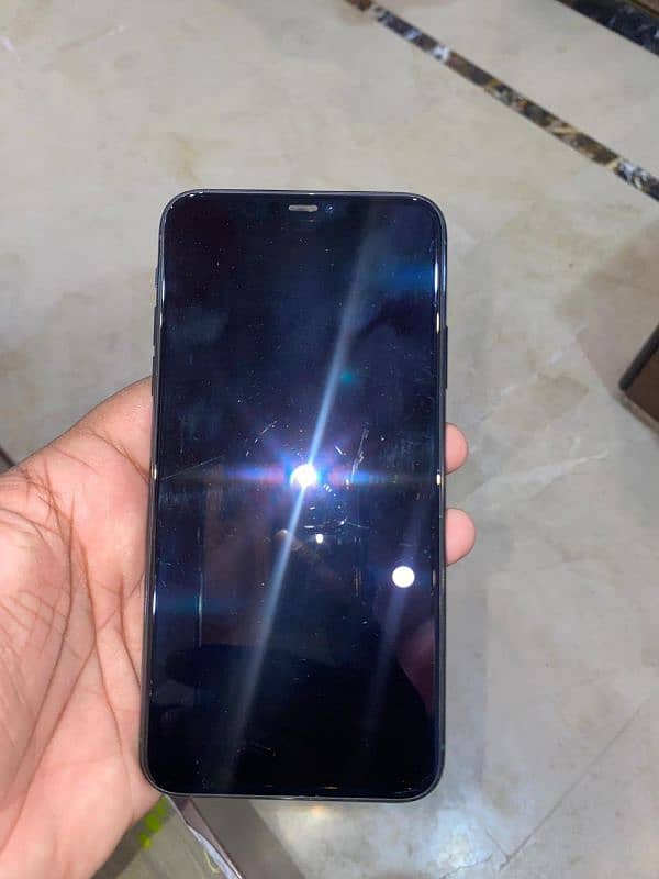 iphone 11 pro max 256gb JV 10/8 condition 1