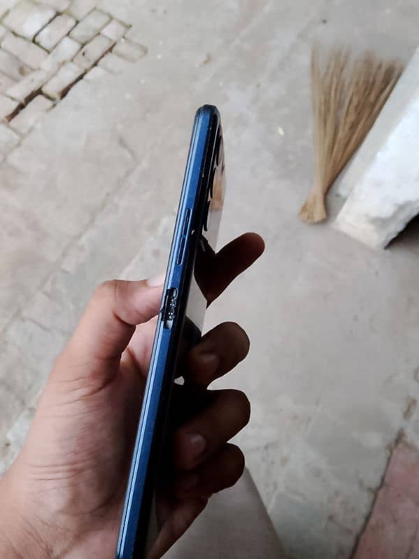 Tecno camon 18t 3