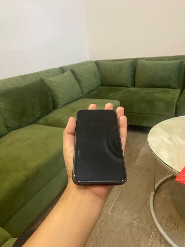 Iphone 11 64gb non pta 3