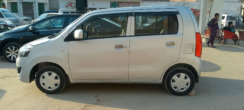 Suzuki Wagon R 2017 10