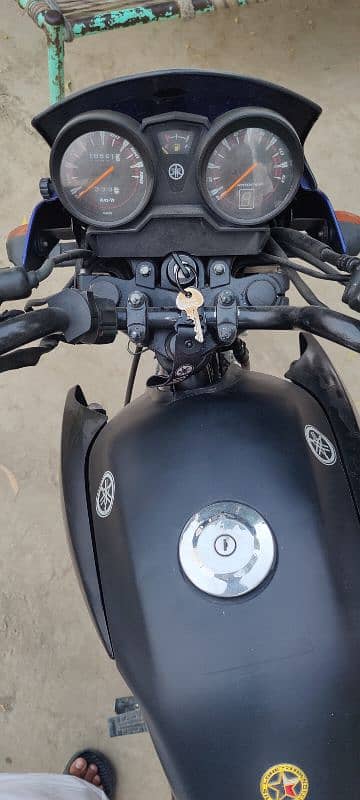 Yamaha ybr125 top varient 2018 available millege 16000 lhr registered 3