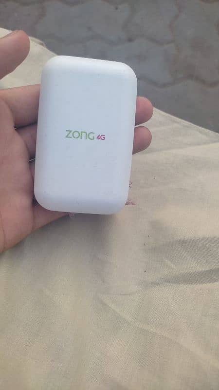 Zong Bolt+ Service device 1