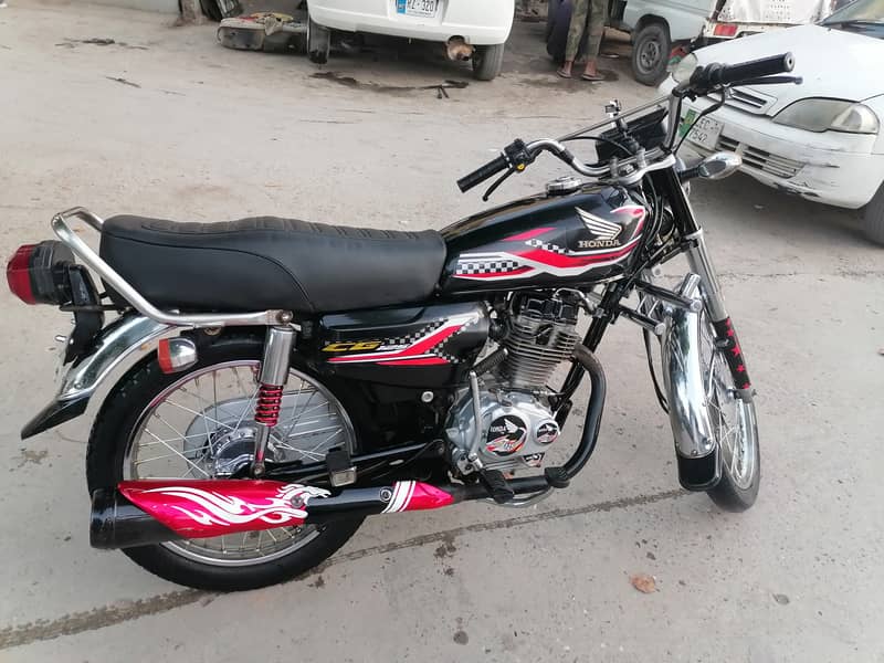 Honda 125 Bike Jehlum Num 3