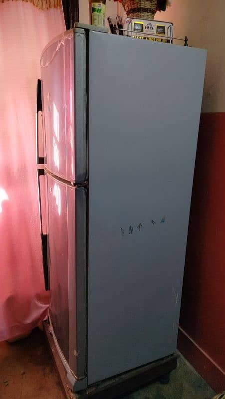 Refrigerator 1