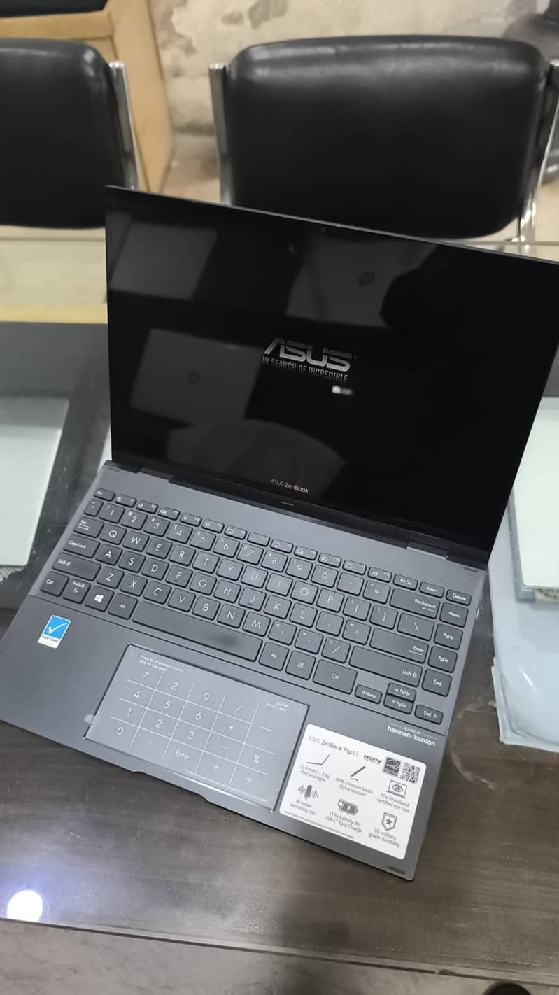 Asus Zenbook 10th gen touch 360 0