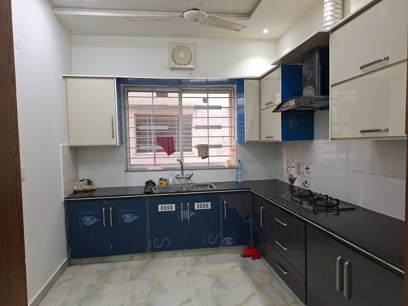 10MARLA UPPER PORTION FOR RENT IN SECTOR C BAHRIA TOWN LAHORE 0