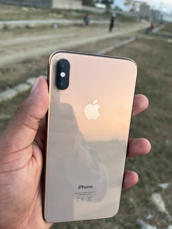 i phone xs max 4