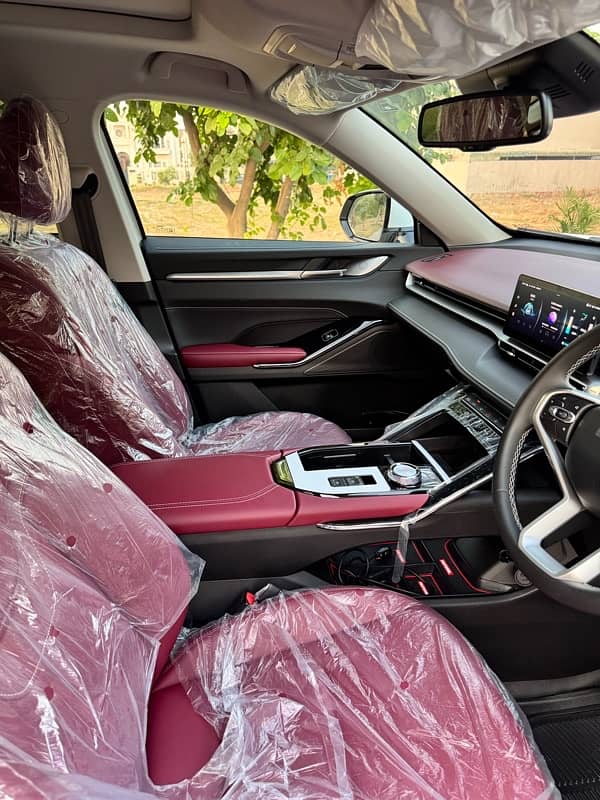 New Haval H6 1.5T August 2024 White Color with Burgundy Interior. 5