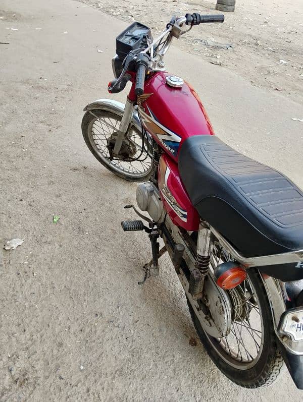 Honda 125 Hyderabad number 2019 k 10we maheenay ki hai 1