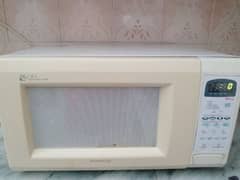 Daewoo full size microwave