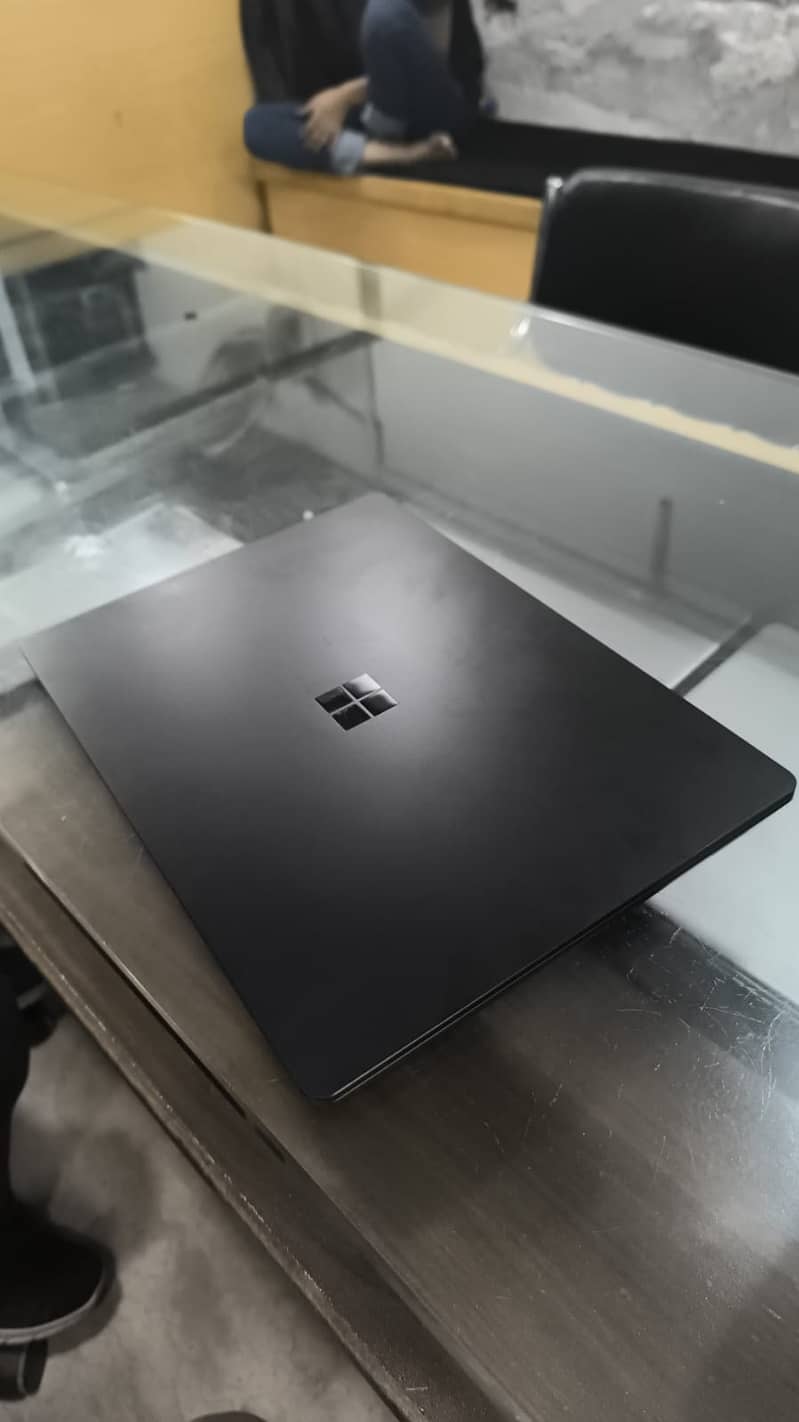 Microsoft surface 12th gen core i7 0