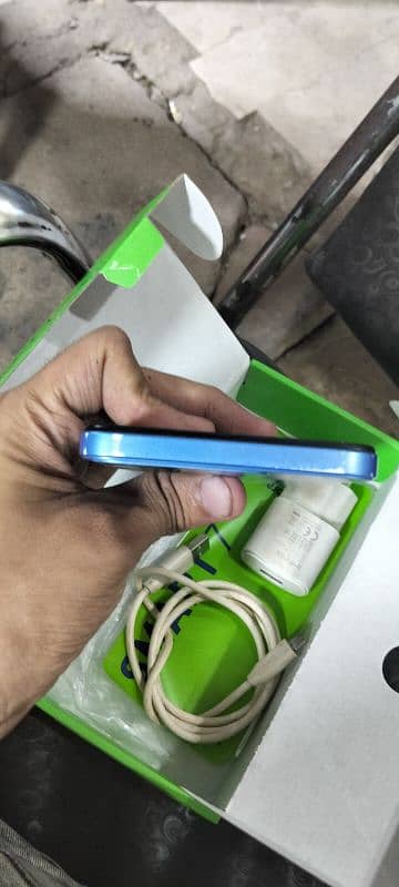 infinix smart 7 HD 2+2 4 /64 tan by 10/9 kadition 5