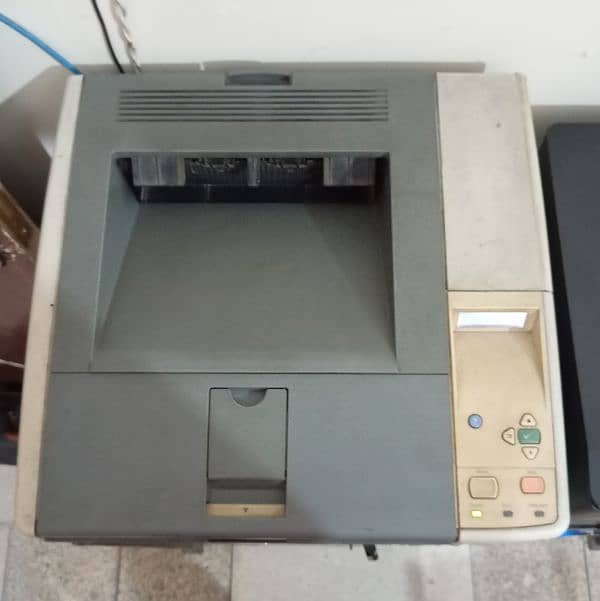 HP  laser Jet 3005 1