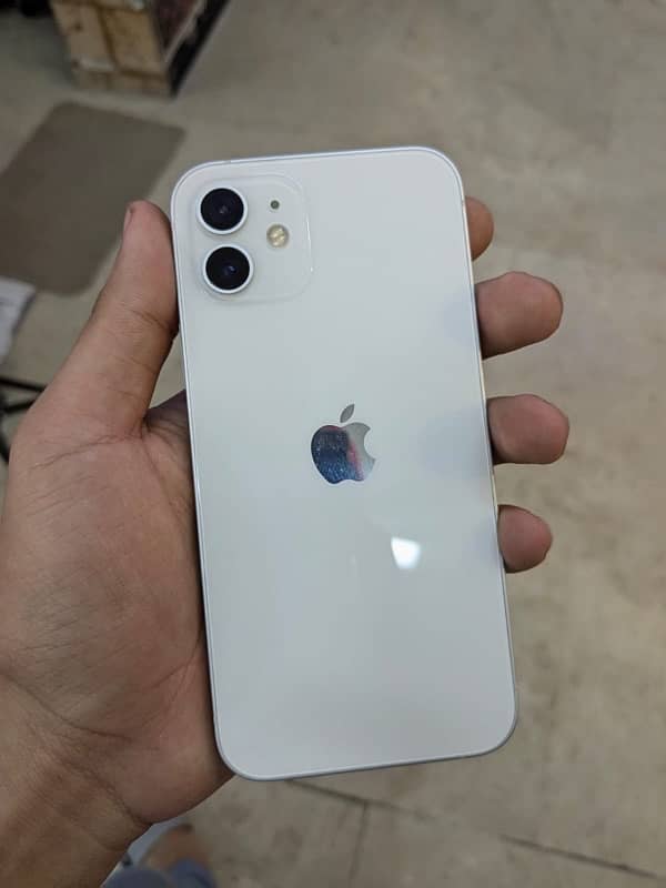 Iphone 12 White Colour 0