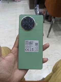 Tecno spark 20pro plus