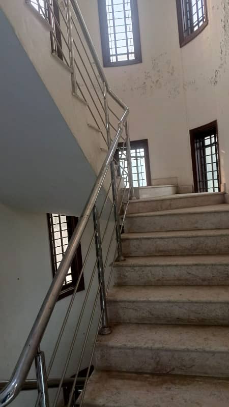 500 Yards Portion for Rent in DHA Phase 5 Karachi 3