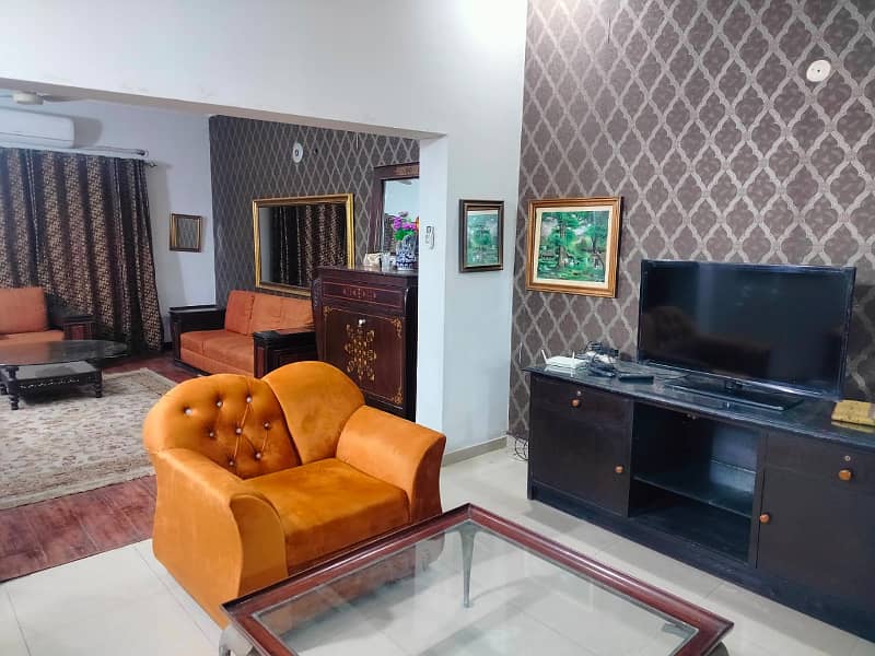 10 Marla FULLY FURNISHED Full House For Rent In DHA Phase 8 Ex Park View Short Long Term 10