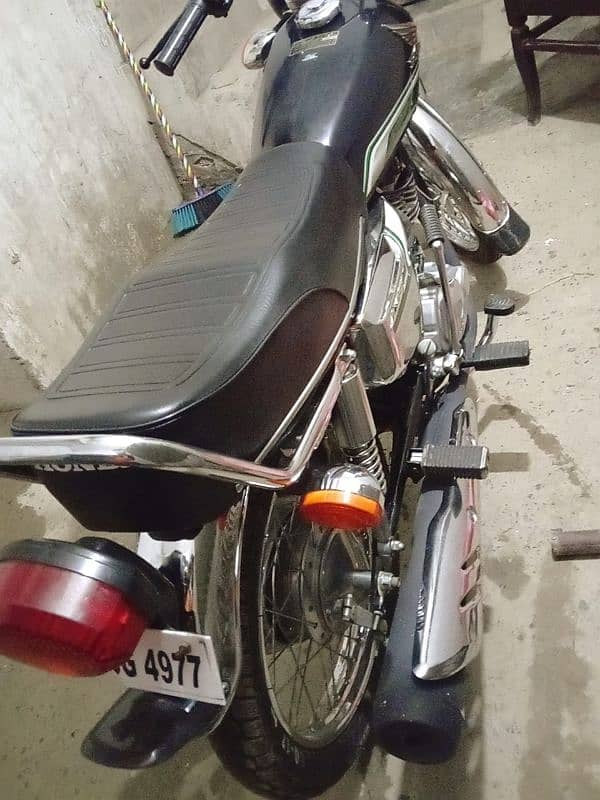 Honda for sale condition 10/8 self start h per battery khrb h 10