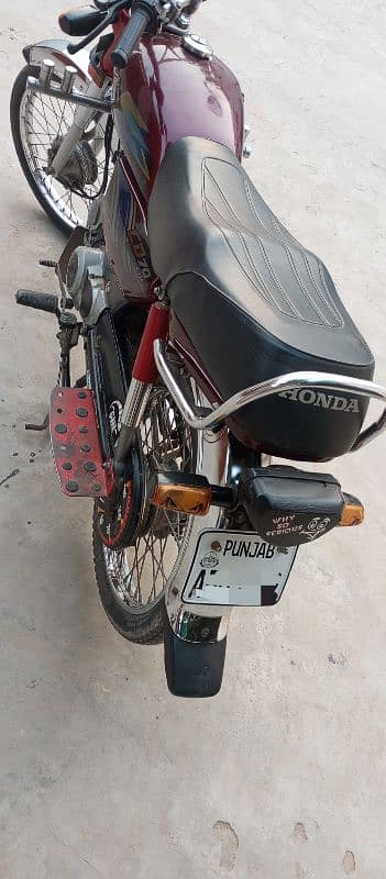 Honda CD 70 2020 4