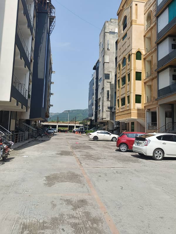 D12 Markaz Global trade type space of rent 0