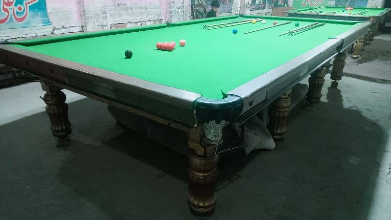 snooker table 5+10. . . . . . 6+12. . 5