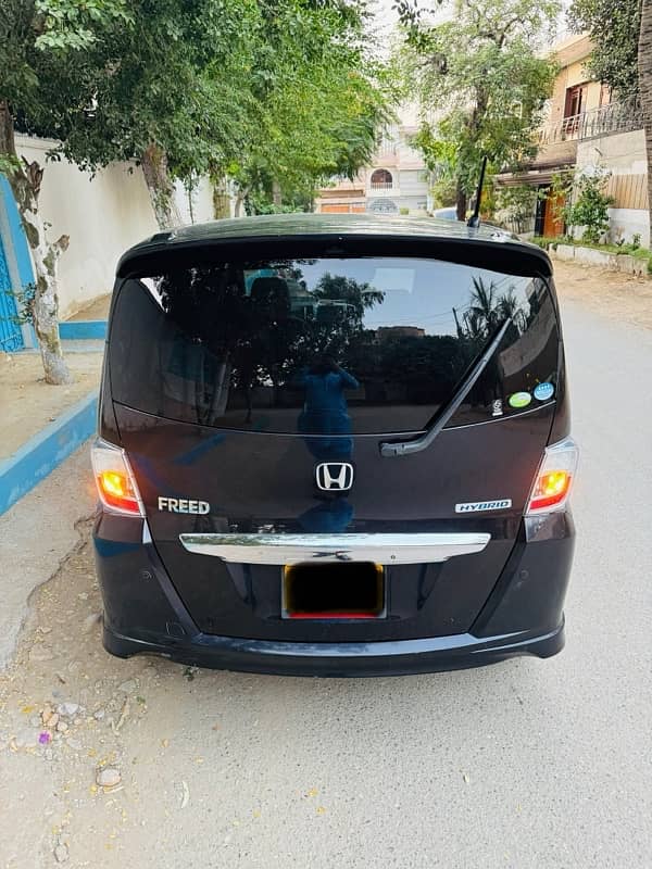 Honda Freed 2012 2