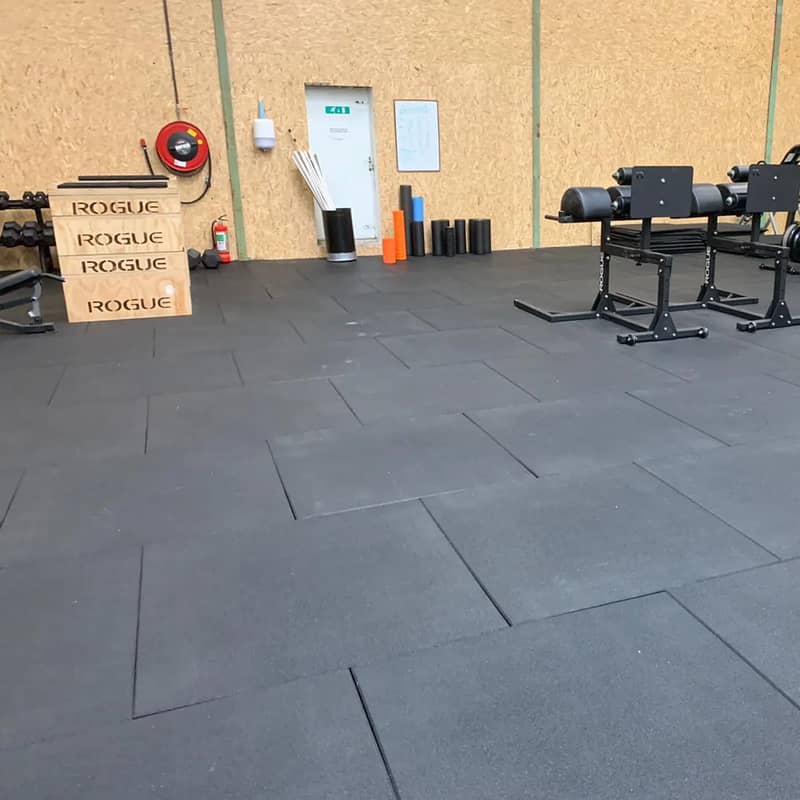 Gym Rubber Tiles / Youga Mat / Vinyl Floor / Wallpaper / Wooden Floor 2