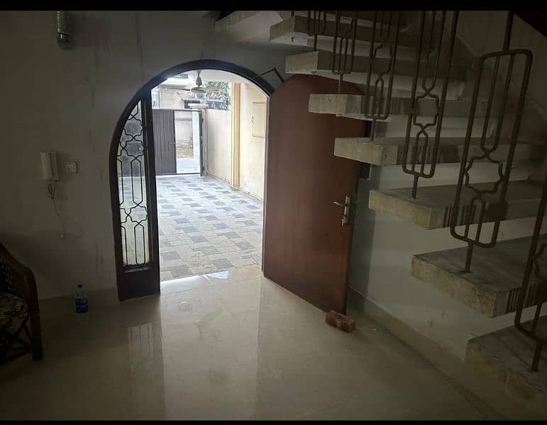 Faisal Town 10 Marla House For Sale 18