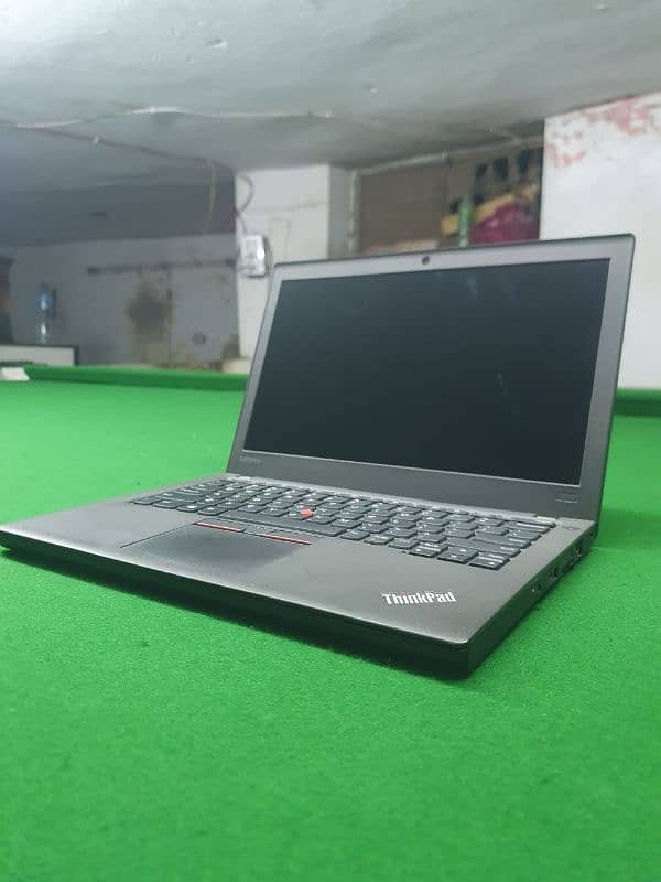 LENOVO THINKPAD (i7 6th gen) 1