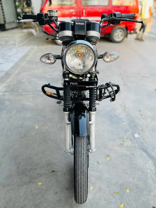 Suzuki Gs 150 SE 1