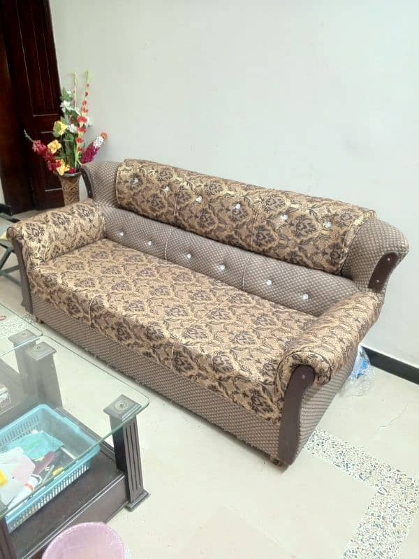 5 seater sofa for urgent sale 2