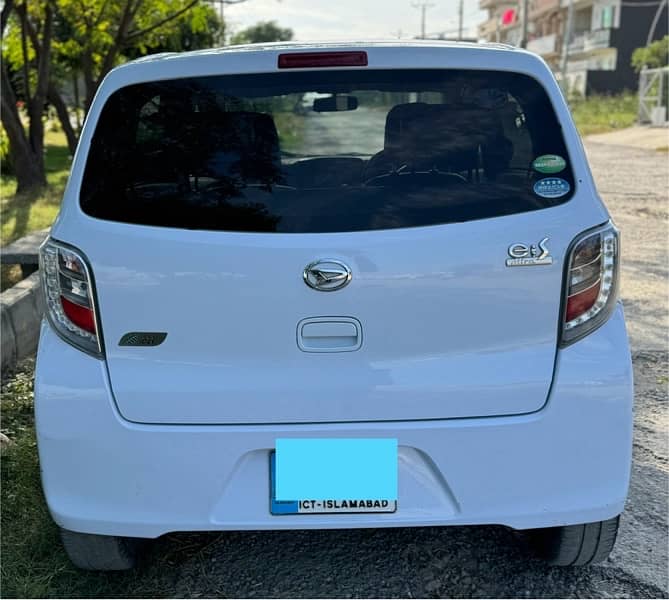 Daihatsu Mira 2015 5