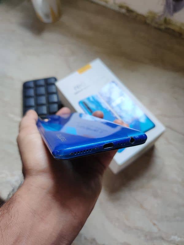 Realme 5 4/64 With Box 5