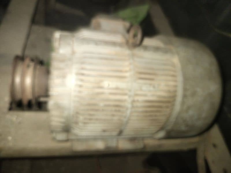 little king England 5hp 900 rpm motor 4