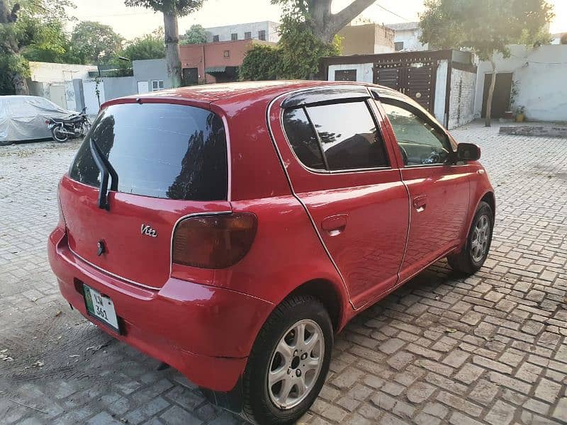 Toyota Vitz 2006 4