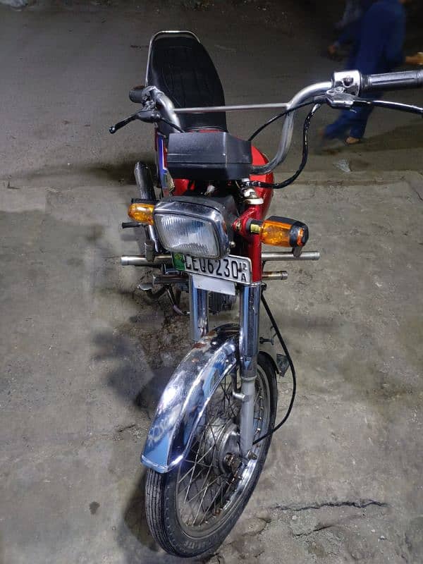 Honda 70 model 2012 (10/10) original Documents for sale 1