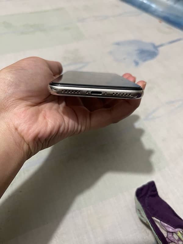 iPhone X NON PTA 1