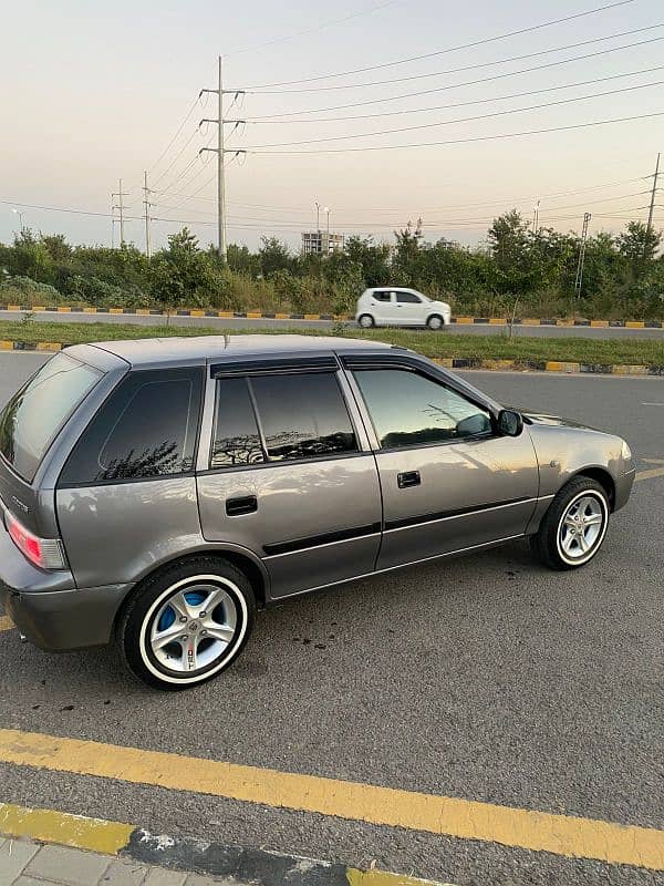 Suzuki Cultus VXR 2015 4