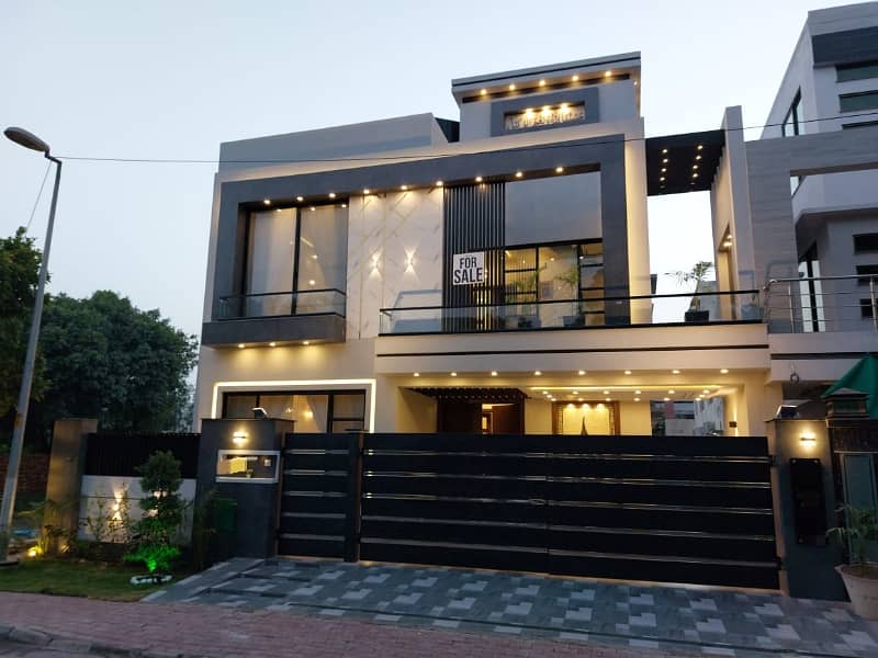 10 MARLA BRAND NEW LUXURY HOUSE FOR SALE 1