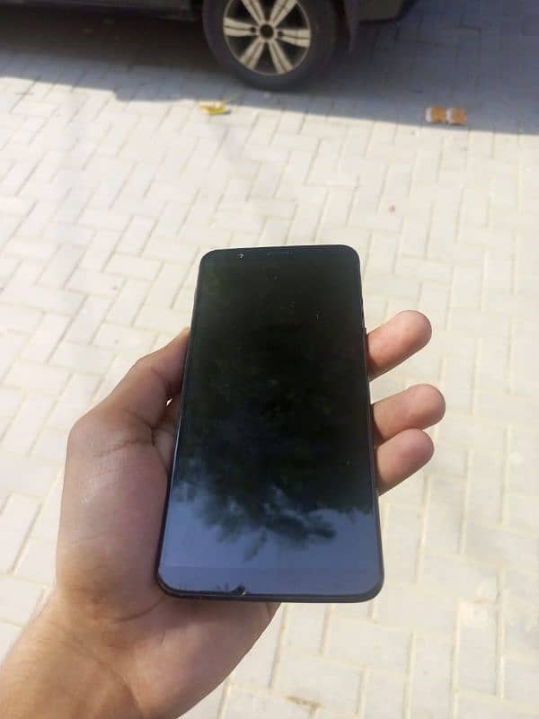 One plus 5T 1