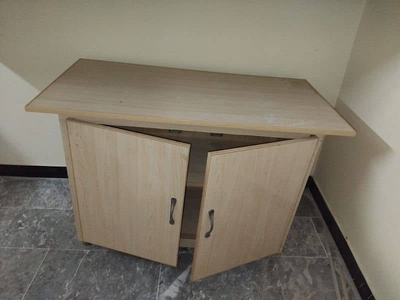 Wooden Solid lron Table for Sale 3