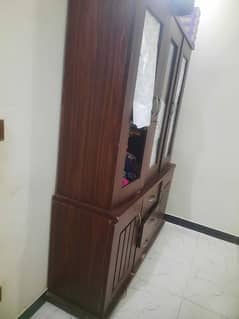 3 doors Divider & Dressing Table